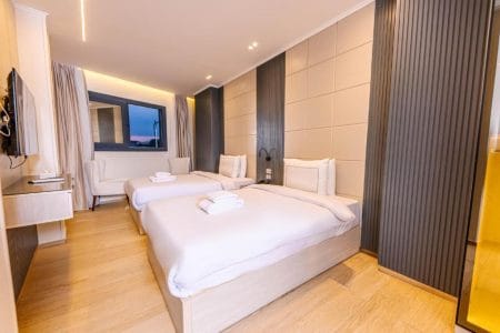 Deluxe Quadruple Room with Pyramids View