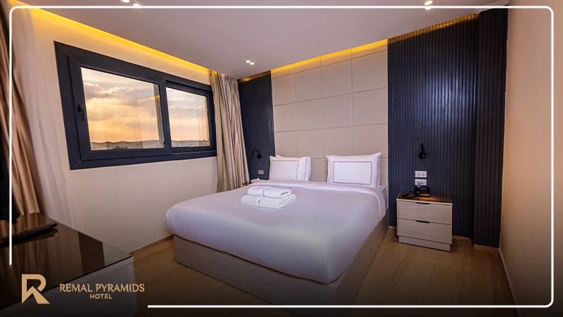 romantic suites with a jacuzzi near the pyramids